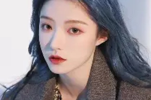 炸裂！司晓迪凌晨甩黑色吊带美照评论区从吃瓜到吐槽吵翻了天